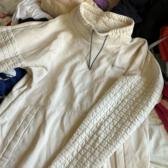 Columbia Women’s Sweater - Picture 8 of 10